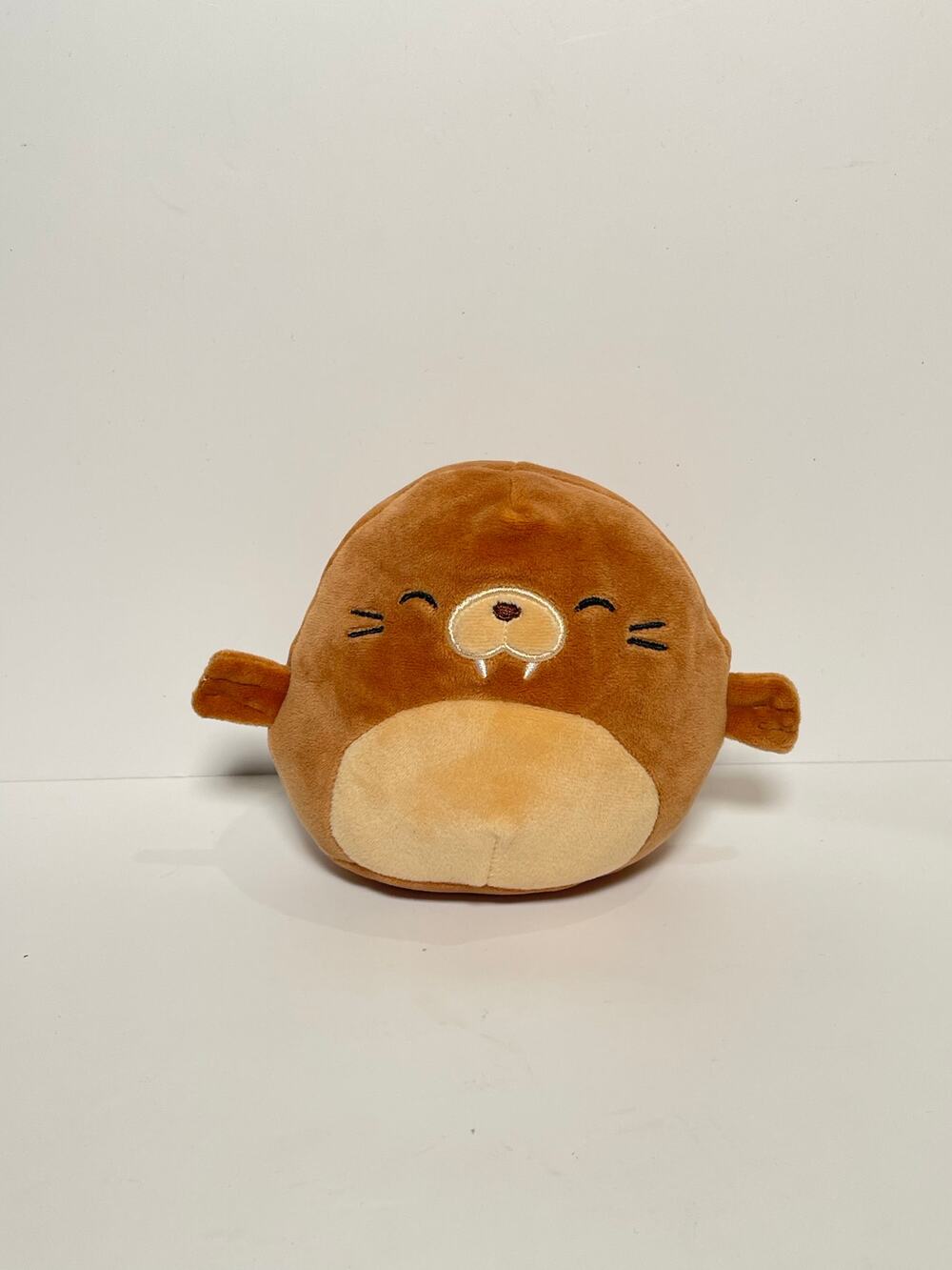 Bruce the Walrus 5” Squishmallow  Kellytoy Marshmallow Plush Walrus